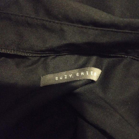 Black Blouse - Picture 3 of 3